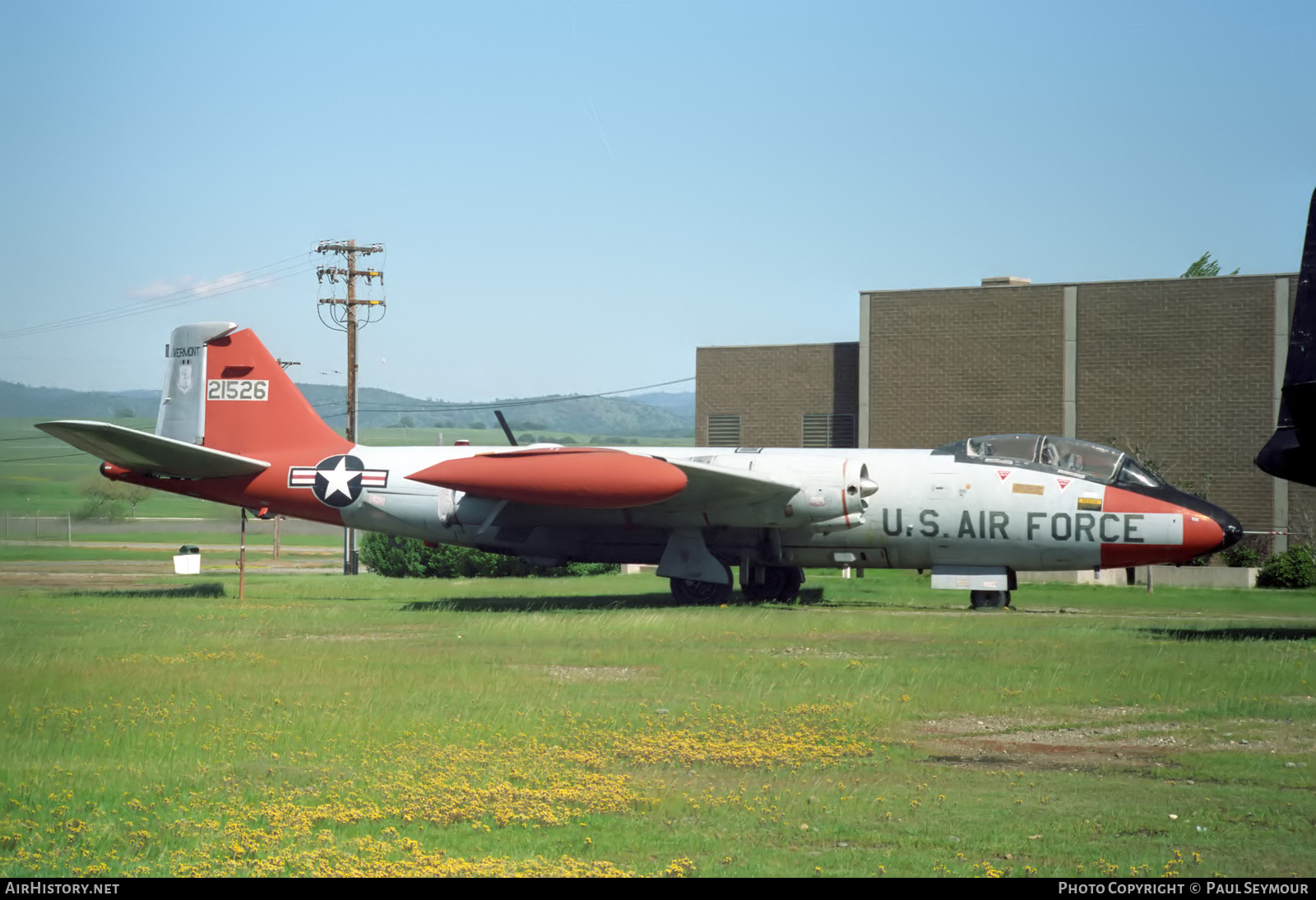 Aircraft Photo of 52-1526 / 21526 | Martin EB-57B Canberra | USA - Air Force | AirHistory.net #827807