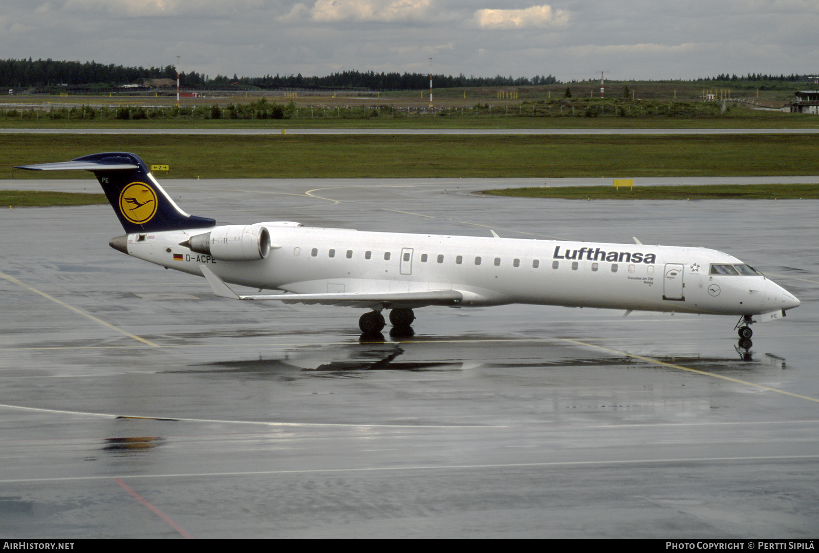Aircraft Photo of D-ACPE | Bombardier CRJ-701ER (CL-600-2C10) | Lufthansa | AirHistory.net #827814