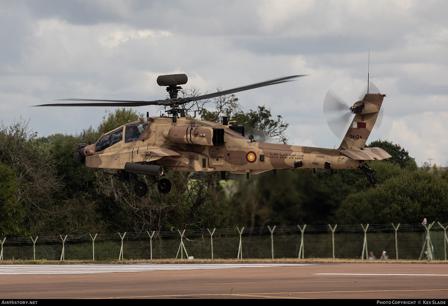 Aircraft Photo of QA124 | Boeing AH-64E Apache Guardian | Qatar - Air Force | AirHistory.net #827817