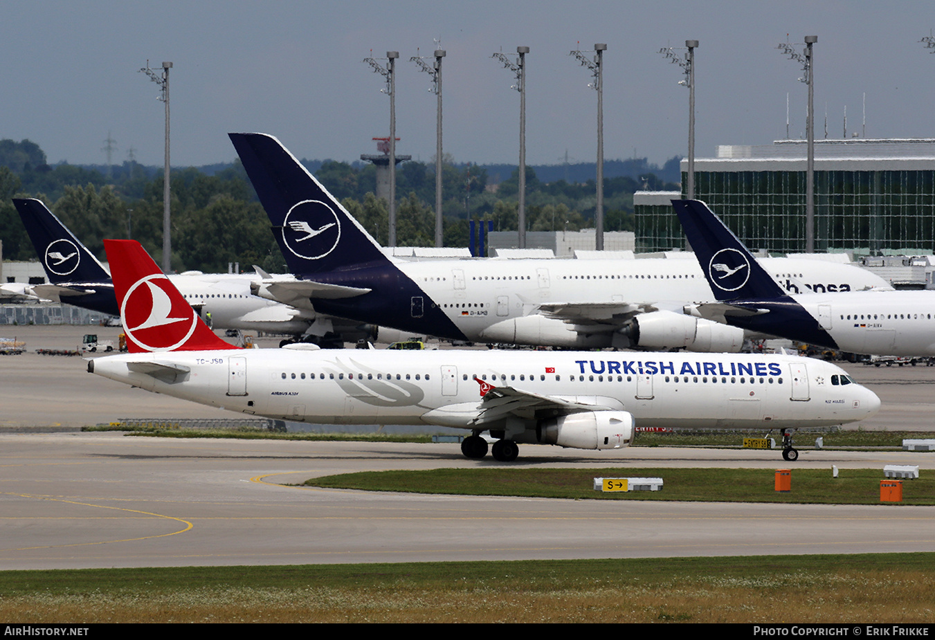 Aircraft Photo of TC-JSD | Airbus A321-231 | Turkish Airlines | AirHistory.net #827894