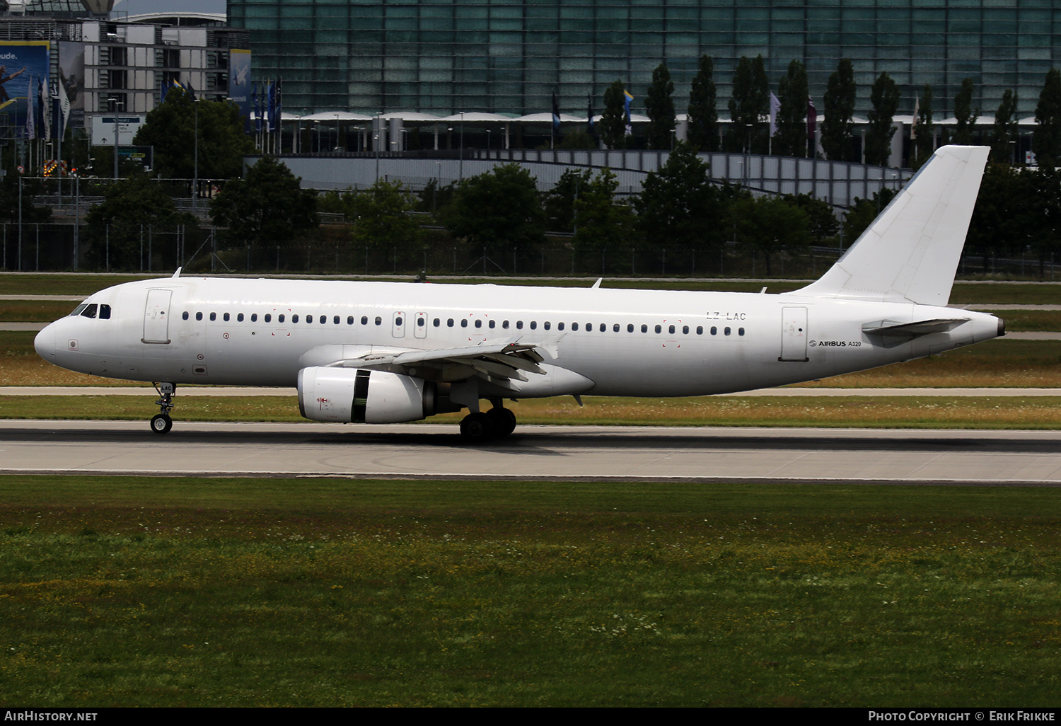 Aircraft Photo of LZ-LAC | Airbus A320-231 | AirHistory.net #828006