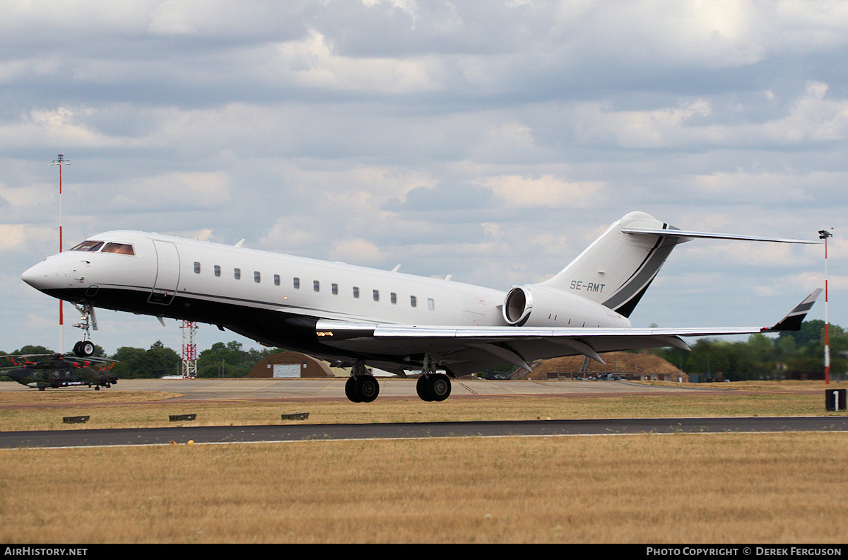 Aircraft Photo of SE-RMT | Bombardier Global 6000 (BD-700-1A10) | AirHistory.net #828129