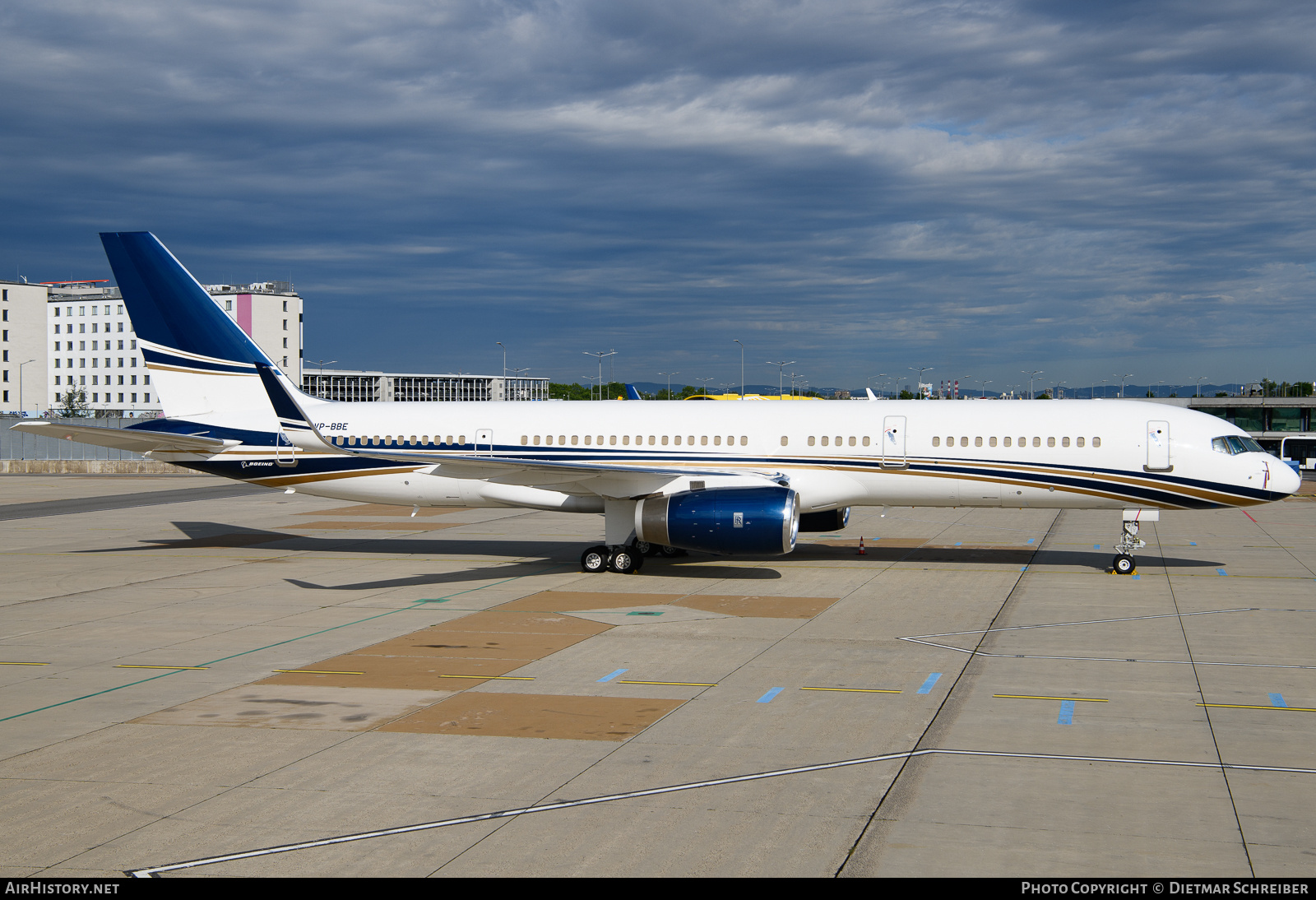 Aircraft Photo of VP-BBE | Boeing 757-23N | AirHistory.net #828160