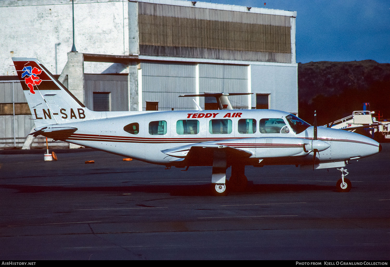 Aircraft Photo of LN-SAB | Piper PA-31-350 Navajo Chieftain | Teddy Air | AirHistory.net #828306