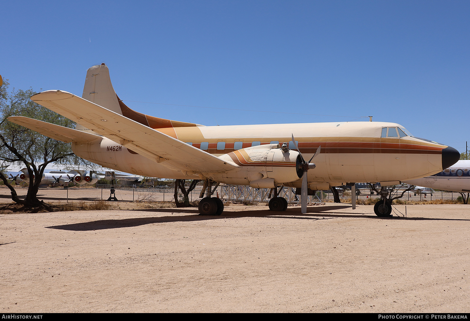 Aircraft Photo of N462M | Martin 404 | AirHistory.net #828386