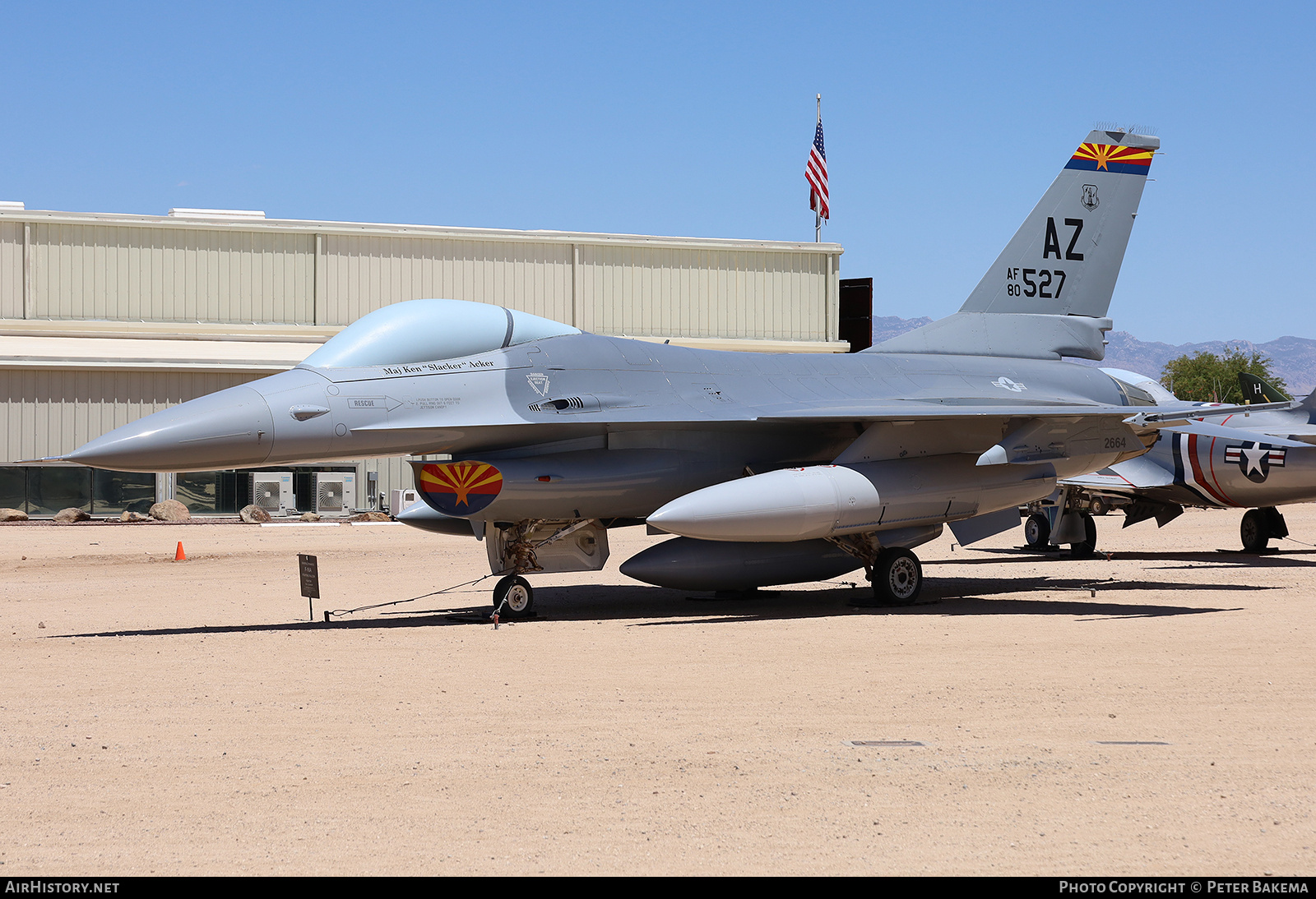 Aircraft Photo of 80-0527 / AF80-527 | General Dynamics F-16A Fighting Falcon | USA - Air Force | AirHistory.net #828461