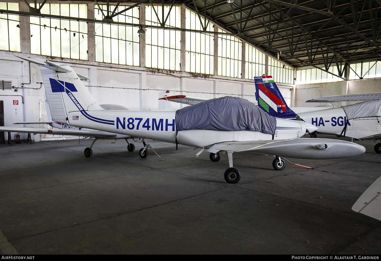 Aircraft Photo of N874MH | Piper PA-38-112 Tomahawk | AirHistory.net #828467