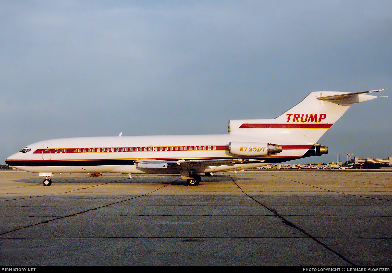 Aircraft Photo of N725DT | Boeing 727-23 | AirHistory.net #828474