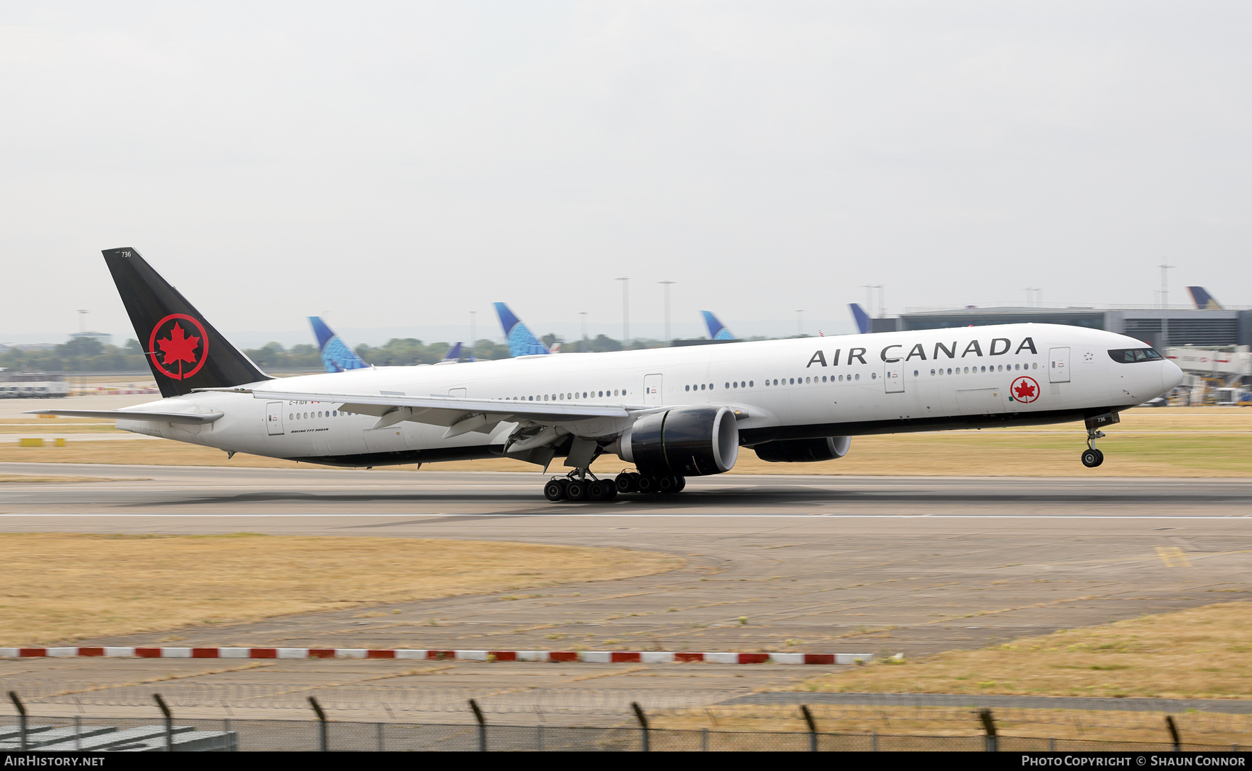Aircraft Photo of C-FIUV | Boeing 777-333/ER | Air Canada | AirHistory.net #828485