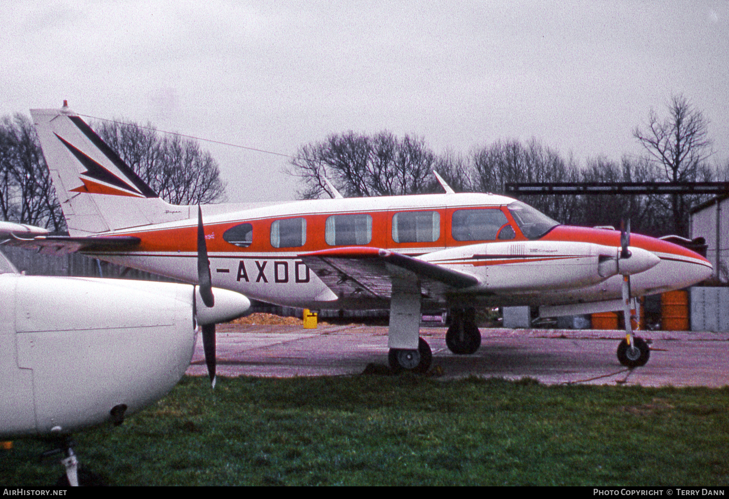 Aircraft Photo of G-AXDD | Piper PA-31-310 Navajo | AirHistory.net #828557