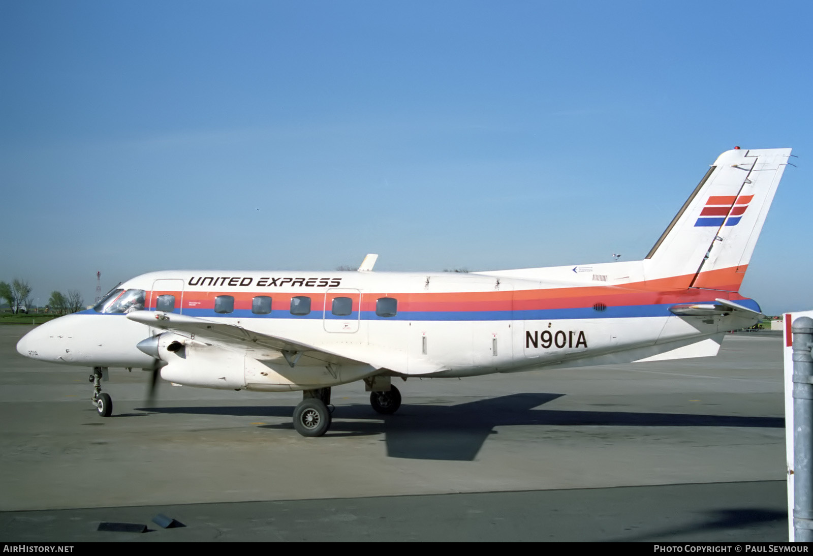 Aircraft Photo of N901A | Embraer EMB-110P1 Bandeirante | United Express | AirHistory.net #828663