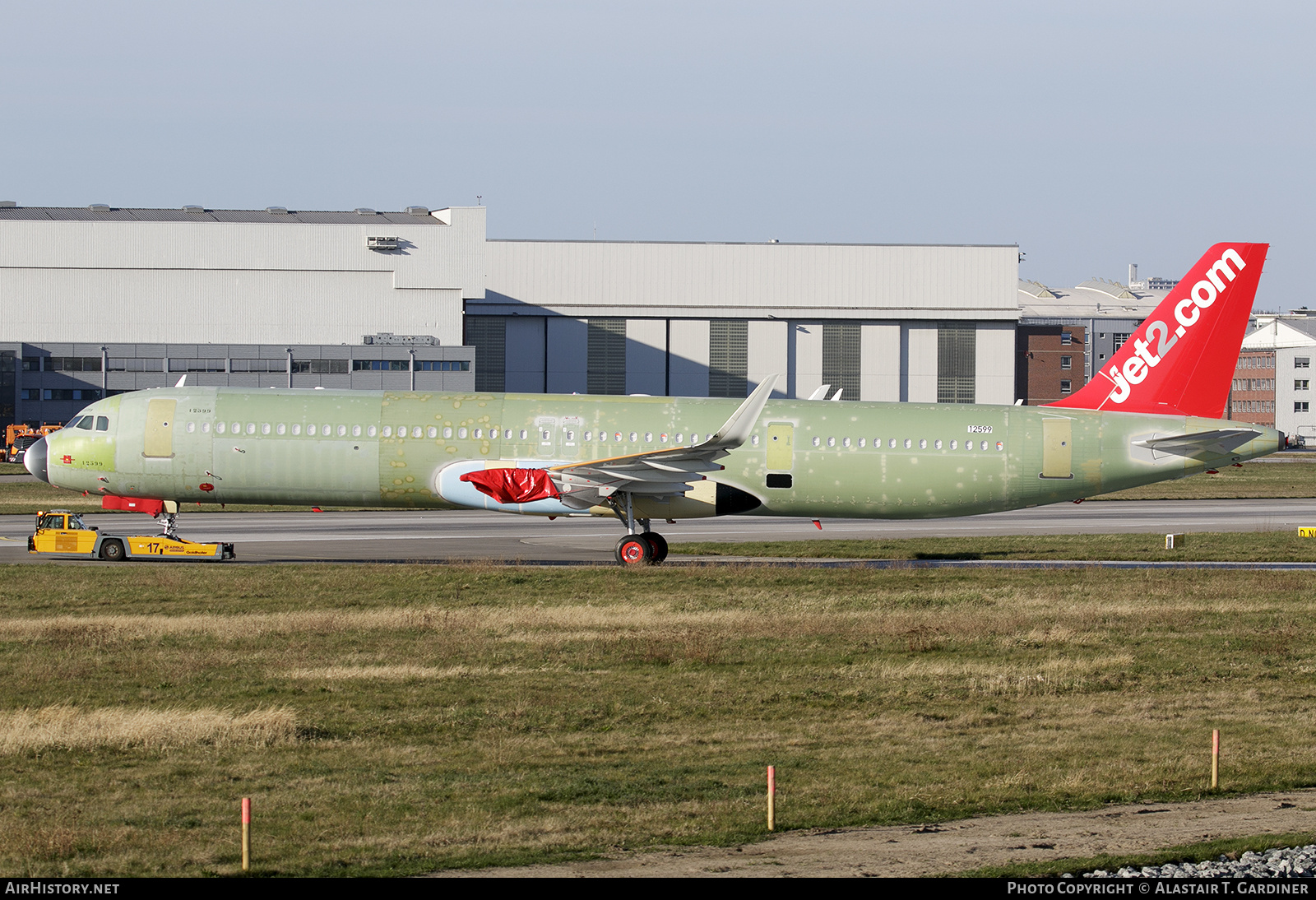 Aircraft Photo of D-AVZQ | Airbus A321-251NXLR | Jet2 | AirHistory.net #828727