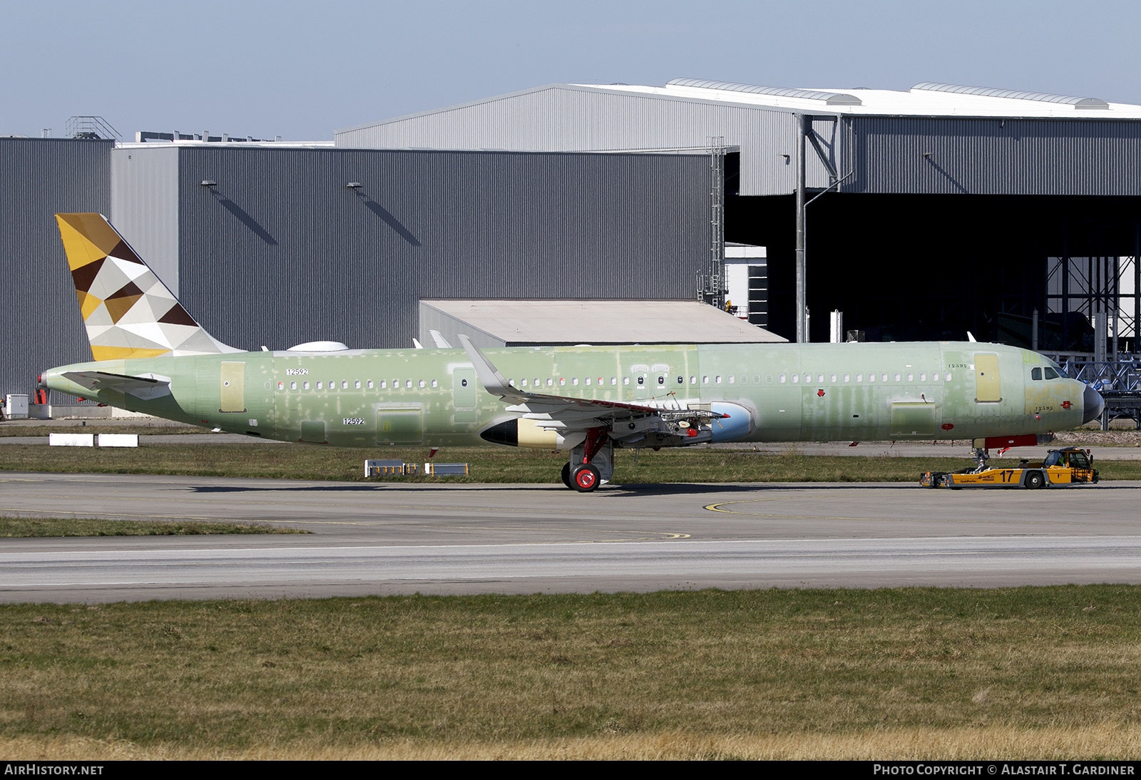 Aircraft Photo of D-AVYX | Airbus A321-251NX | Etihad Airways | AirHistory.net #828731