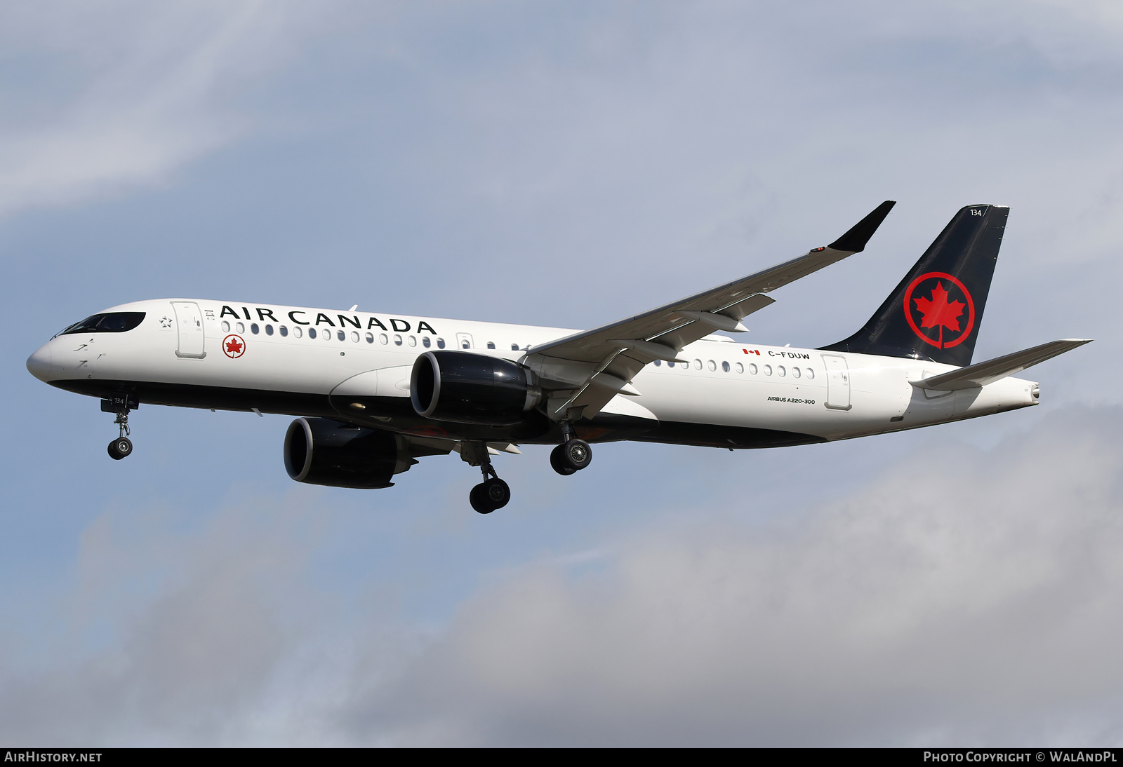 Aircraft Photo of C-FDUW | Airbus A220-300 (BD-500-1A11) | Air Canada | AirHistory.net #828792