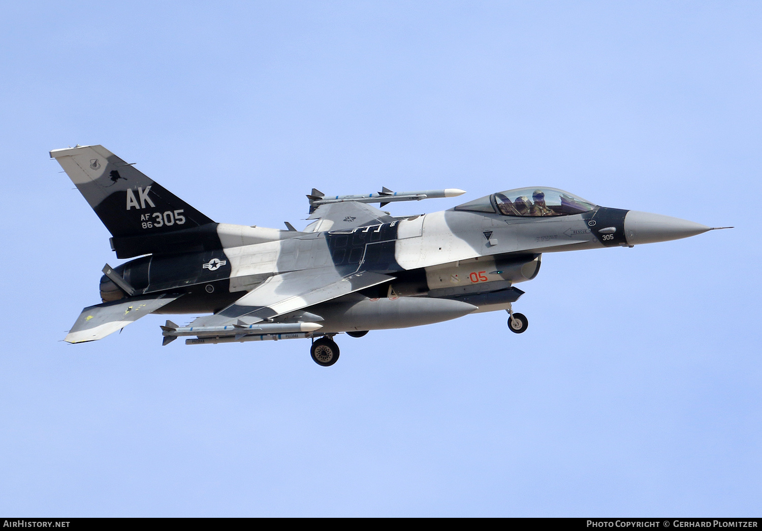 Aircraft Photo of 86-0305 / AF86-305 | General Dynamics F-16C Fighting Falcon | USA - Air Force | AirHistory.net #828834