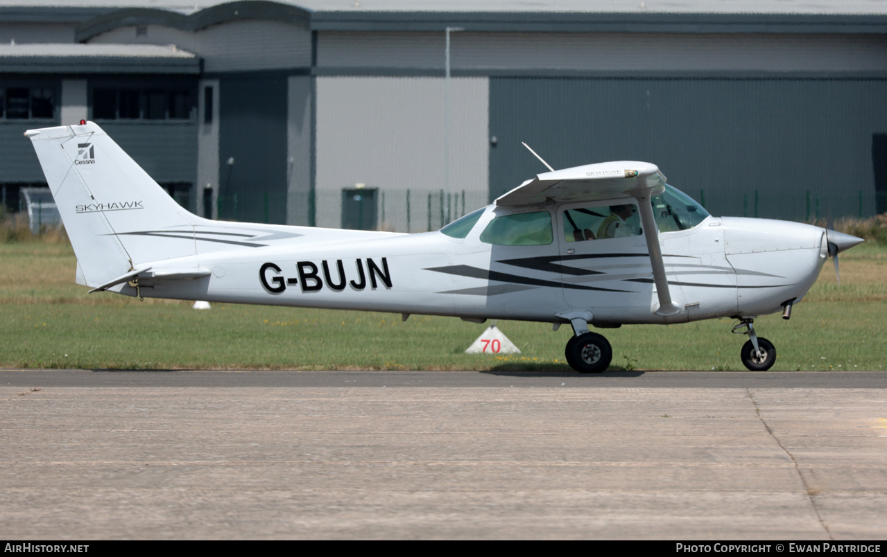 Aircraft Photo of G-BUJN | Cessna 172N Skyhawk | AirHistory.net #828859