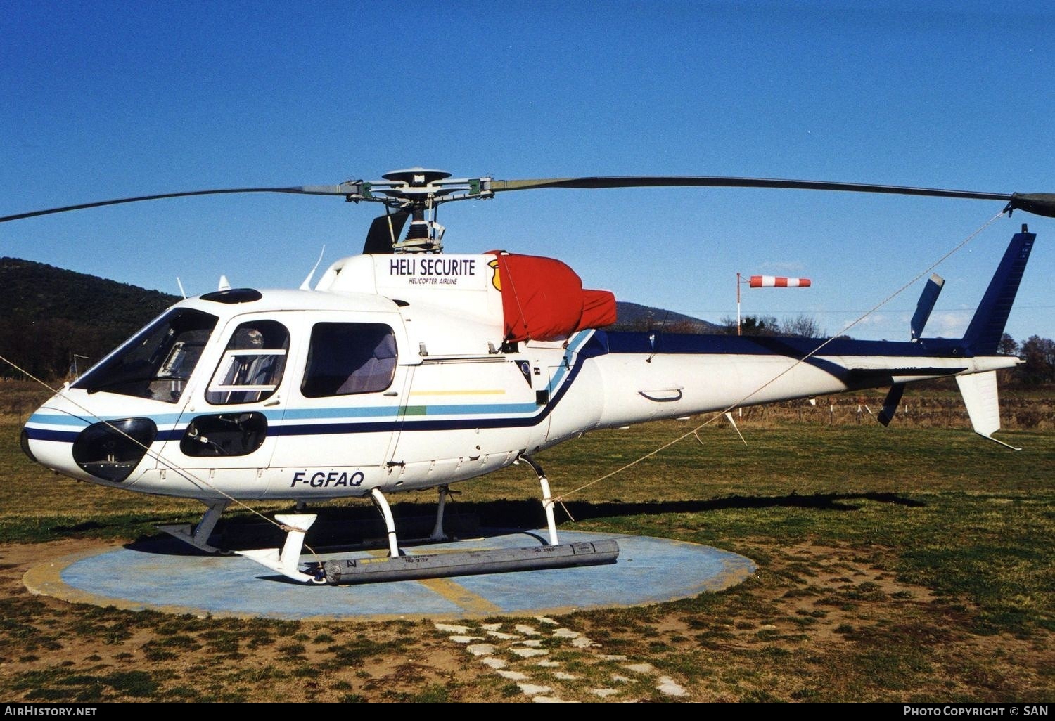 Aircraft Photo of F-GFAQ | Aerospatiale AS-350B-2 Ecureuil | Héli Sécurité Helicopter Airline | AirHistory.net #828873