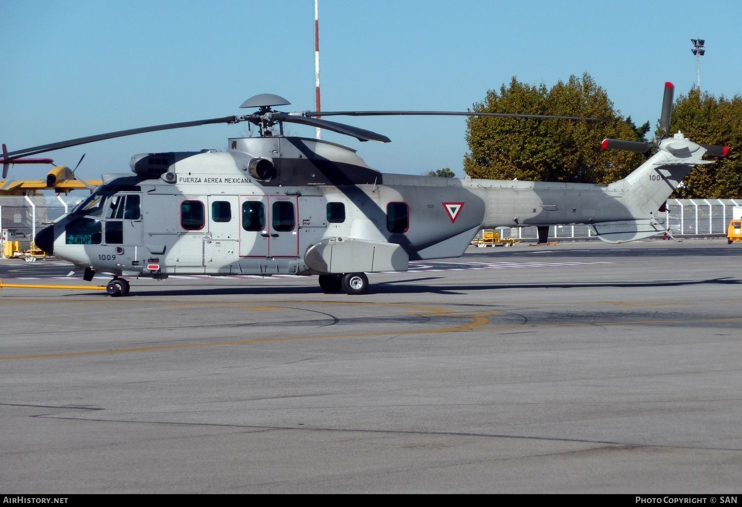 Aircraft Photo of 1009 / F-ZWDP | Eurocopter EC-725 Super Puma | Mexico - Air Force | AirHistory.net #828885