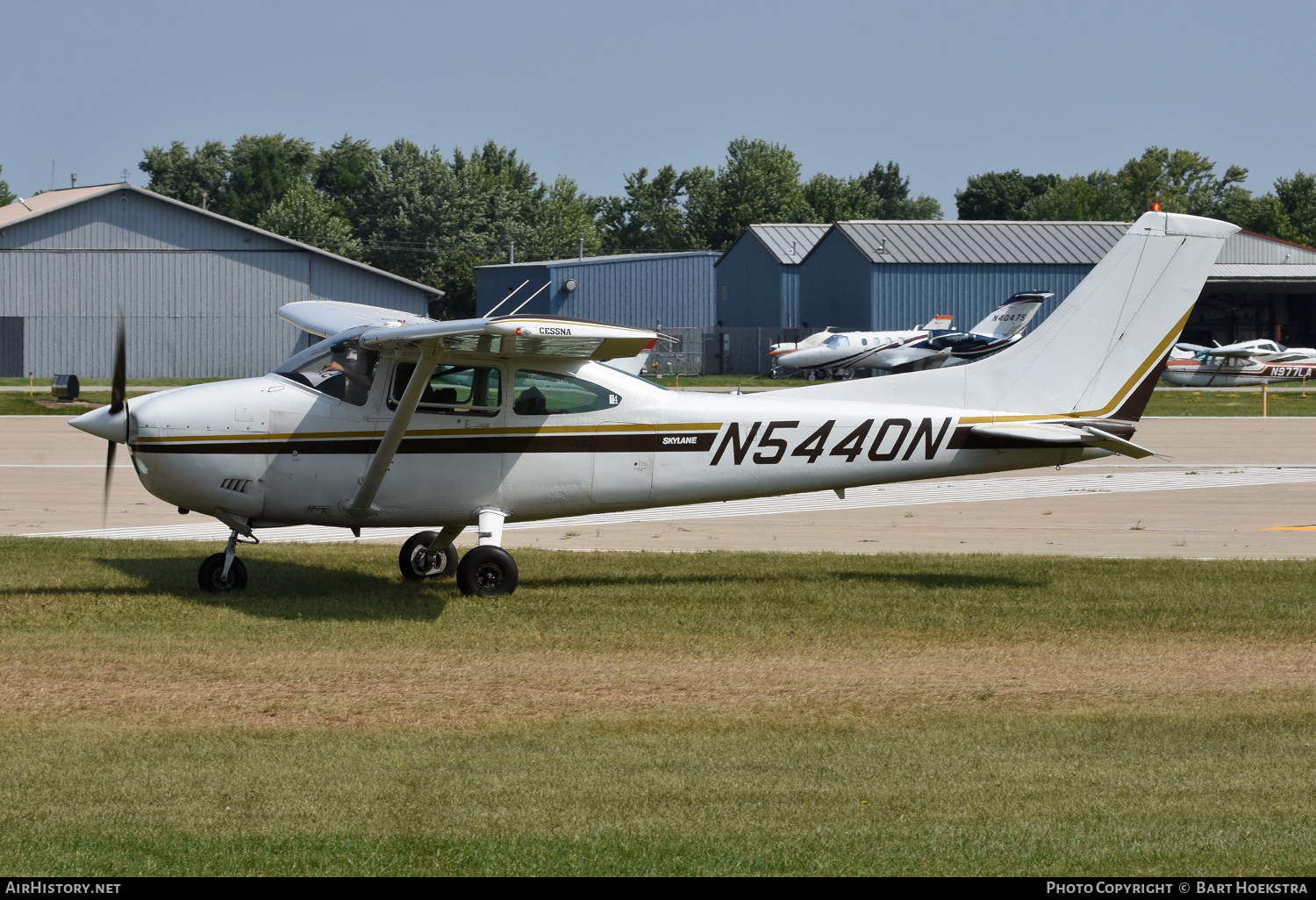 Aircraft Photo of N5440N | Cessna 182R Skylane | AirHistory.net #828905