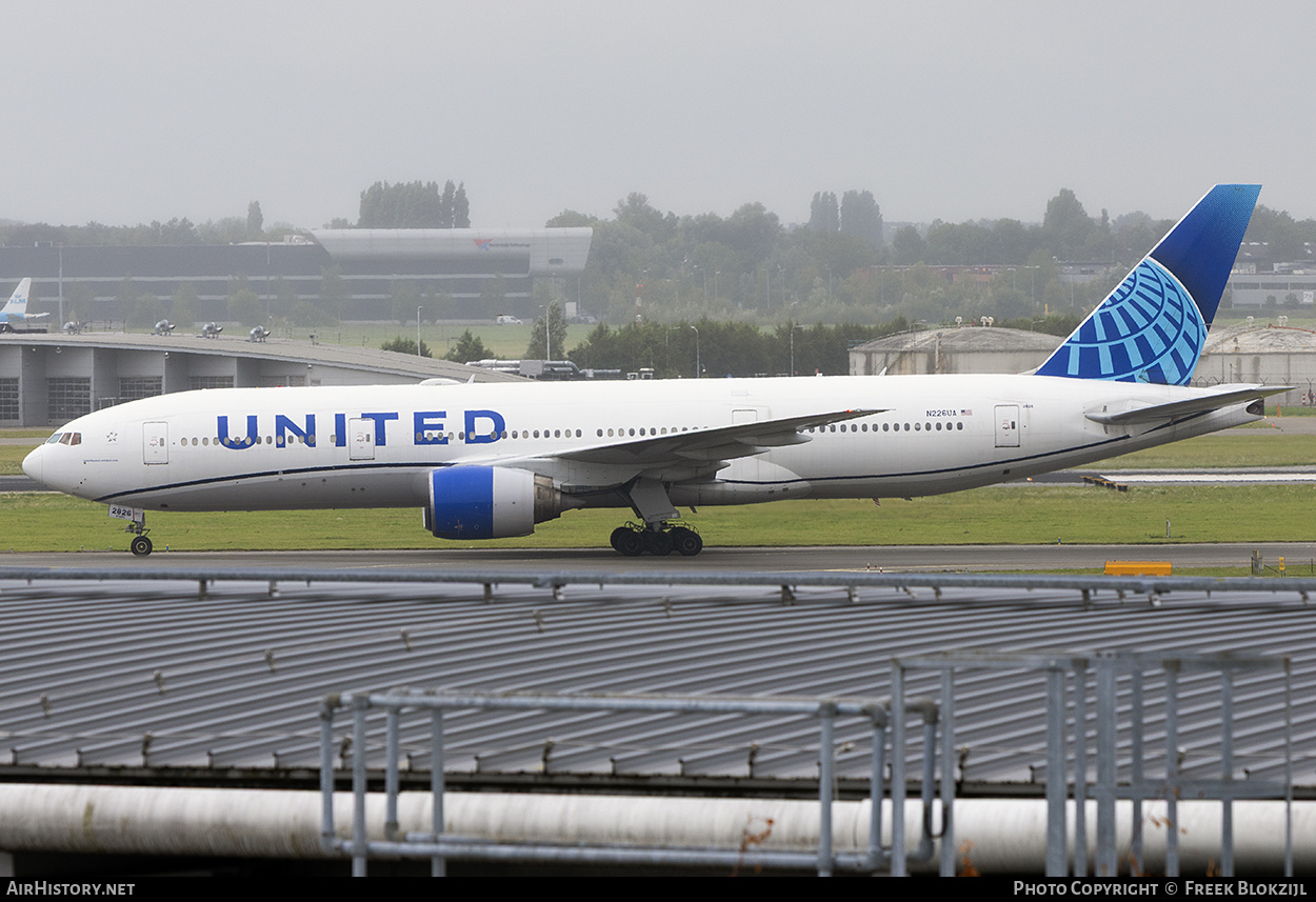 Aircraft Photo of N226UA | Boeing 777-222/ER | United Airlines | AirHistory.net #829041
