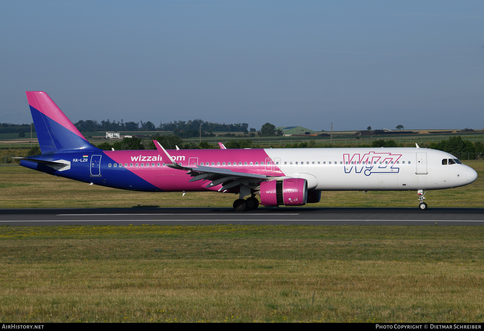 Aircraft Photo of HA-LZR | Airbus A321-271NX | Wizz Air | AirHistory.net #829081