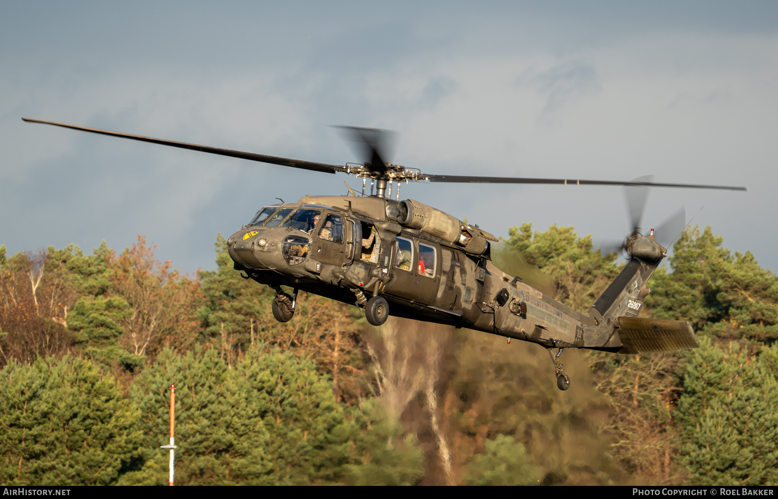 Aircraft Photo of 98-26817 / 26817 | Sikorsky UH-60L Black Hawk (S-70A) | USA - Army | AirHistory.net #829092