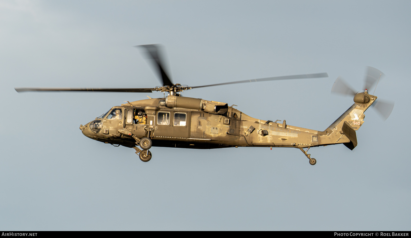 Aircraft Photo of 94-26565 | Sikorsky UH-60L Black Hawk (S-70A) | USA - Army | AirHistory.net #829104