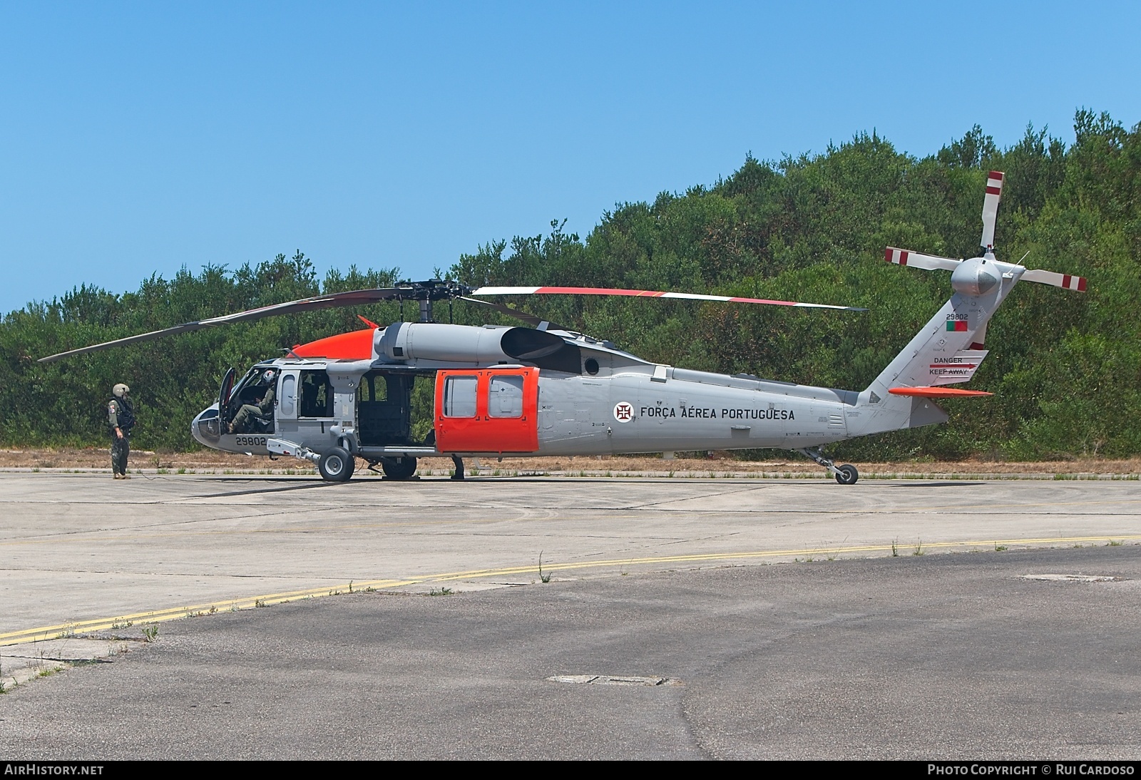 Aircraft Photo of 29802 | Sikorsky UH-60A Black Hawk (S-70A) | Portugal - Air Force | AirHistory.net #829113