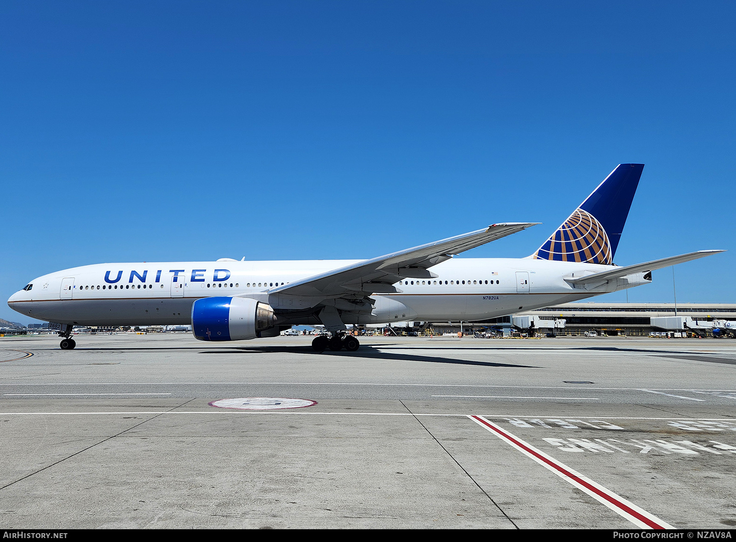 Aircraft Photo of N782UA | Boeing 777-222/ER | United Airlines | AirHistory.net #829140
