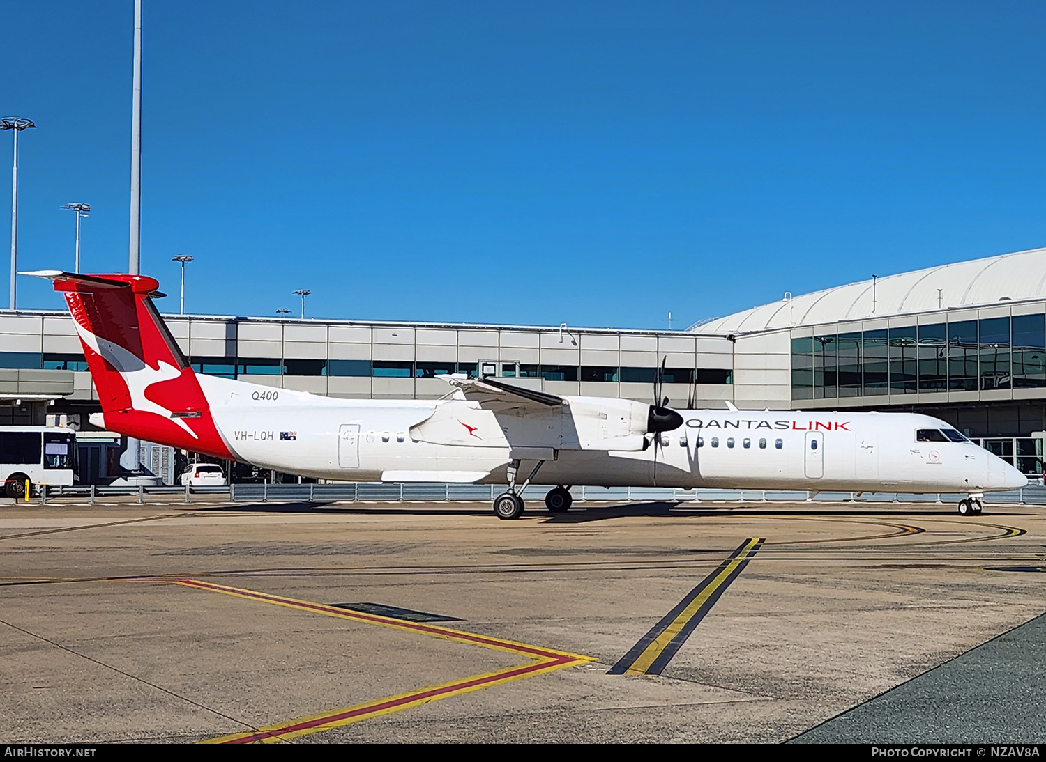 Aircraft Photo of VH-LQH | Bombardier DHC-8-402 Dash 8 | QantasLink | AirHistory.net #829157