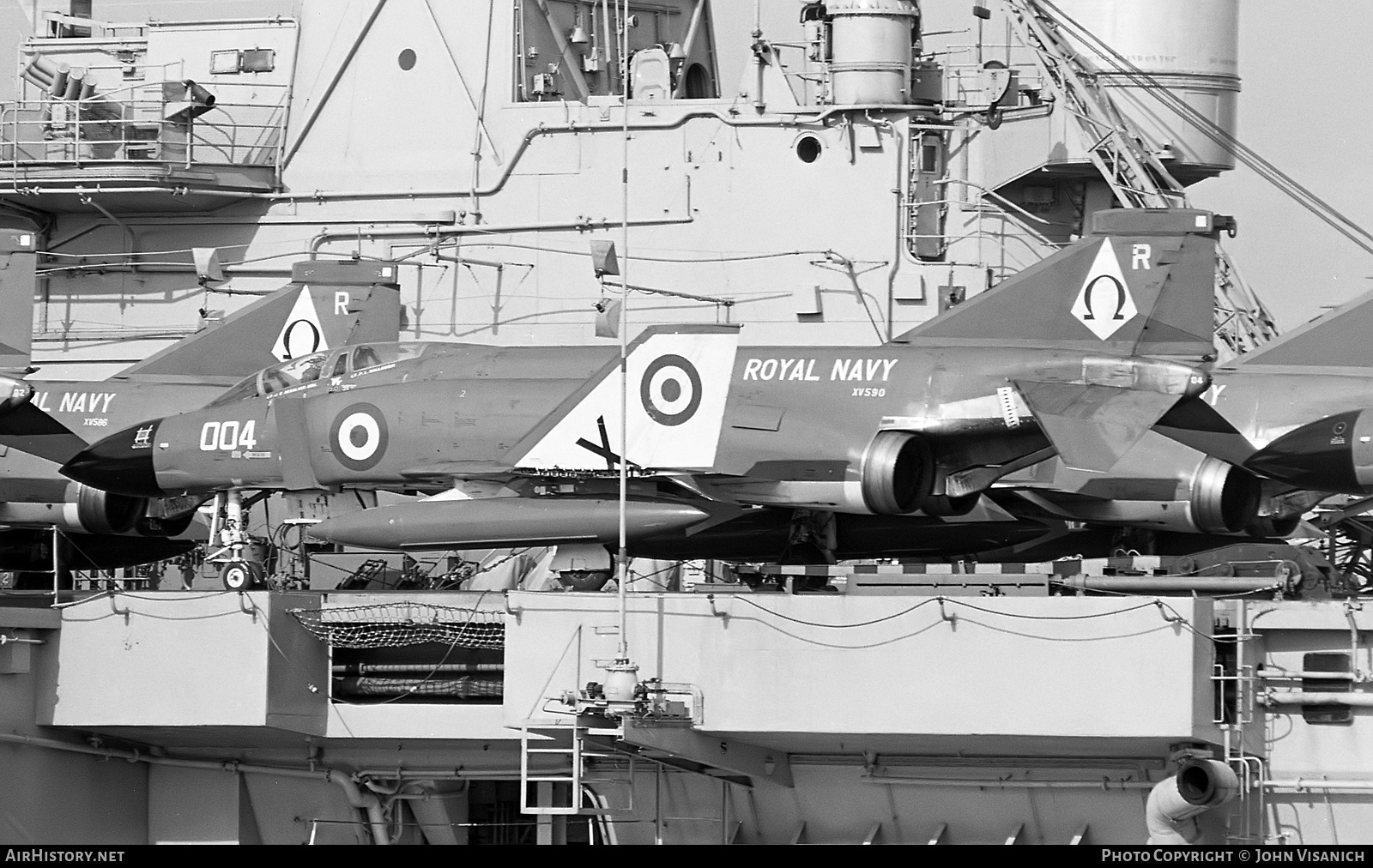 Aircraft Photo of XV590 | McDonnell Douglas F-4K Phantom FG1 | UK - Navy | AirHistory.net #829179