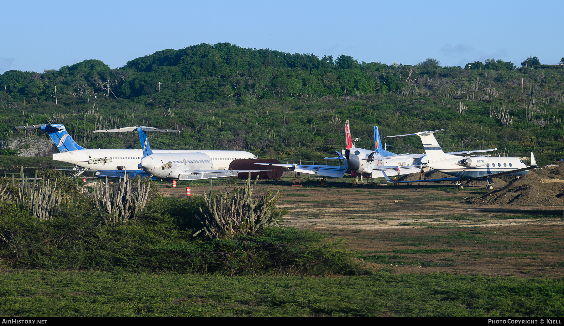 Airport photo of Willemstad / Curaçao - Hato (TNCC / CUR) in Curaçao | AirHistory.net #829194