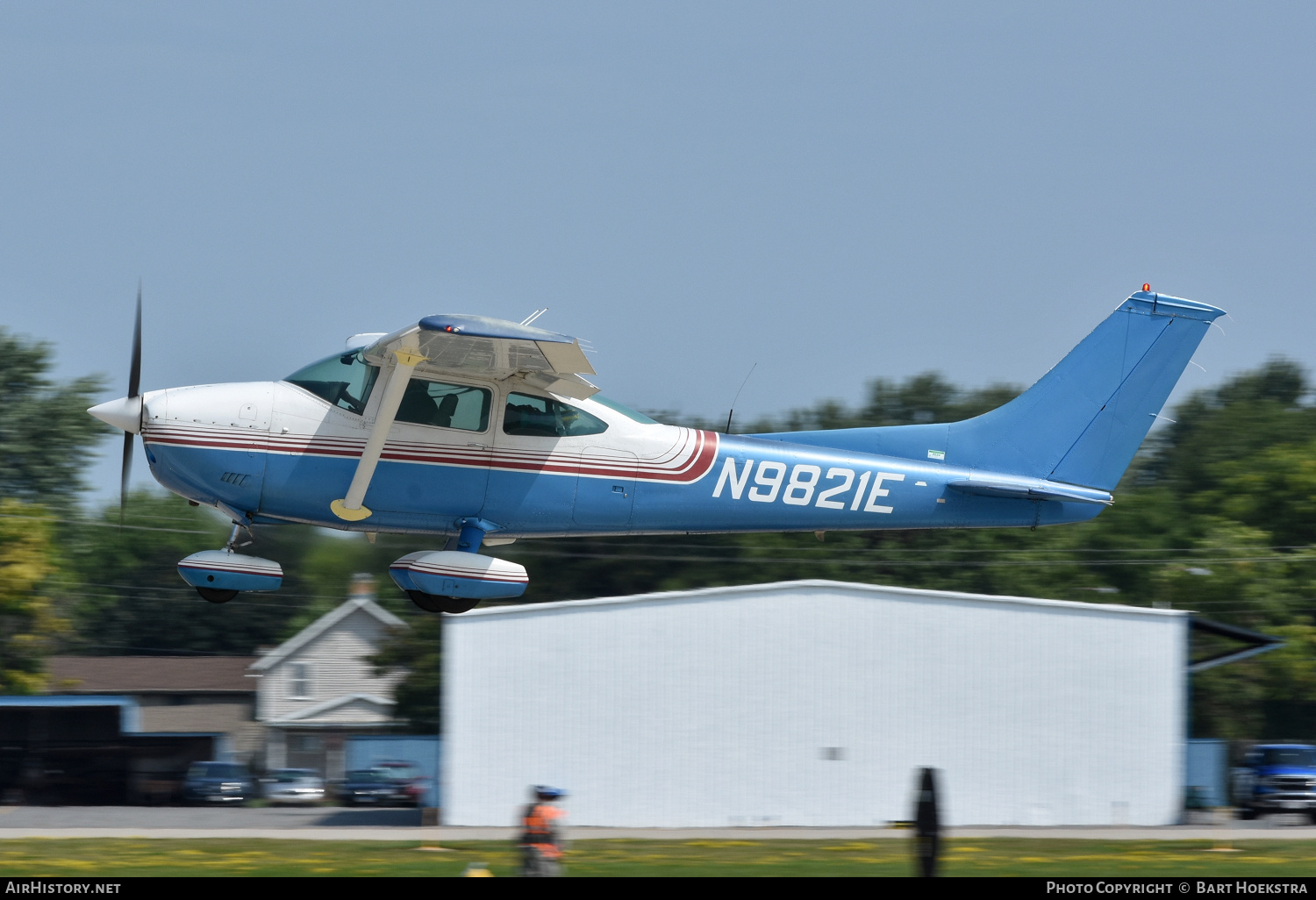 Aircraft Photo of N9821E | Cessna 182P | AirHistory.net #829209