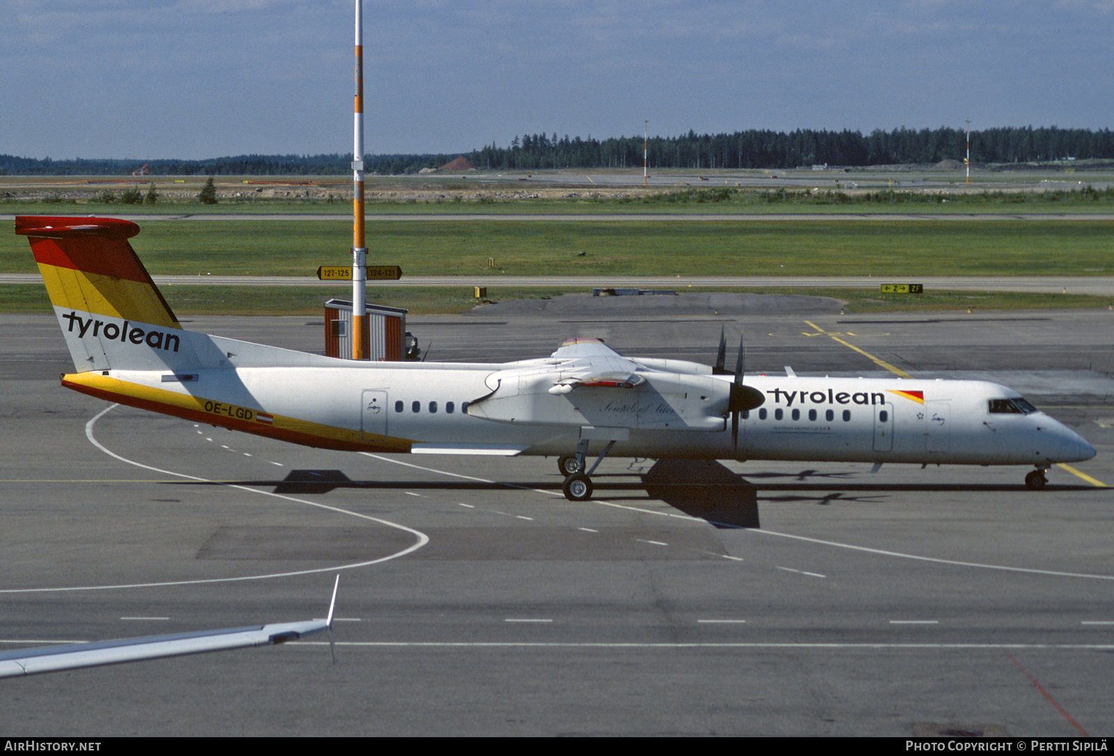 Aircraft Photo of OE-LGD | Bombardier DHC-8-402 Dash 8 | Tyrolean Airways | AirHistory.net #829340