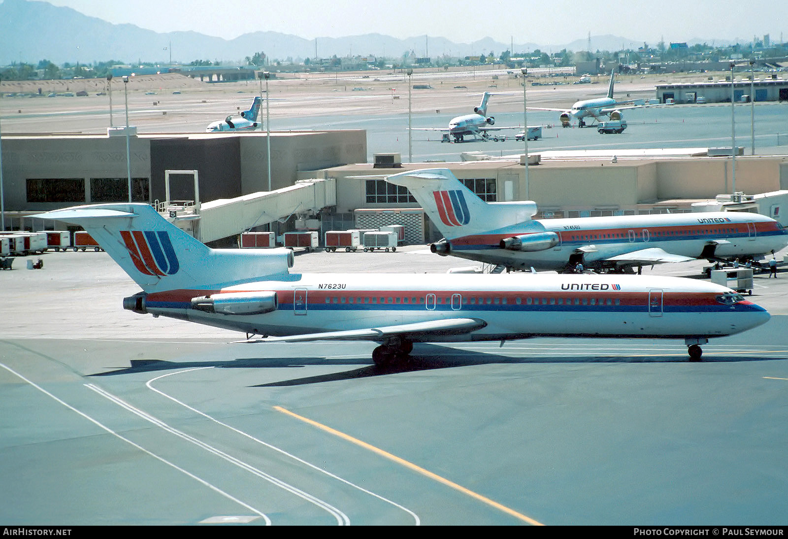 Aircraft Photo of N7623U | Boeing 727-222 | United Airlines | AirHistory.net #829345