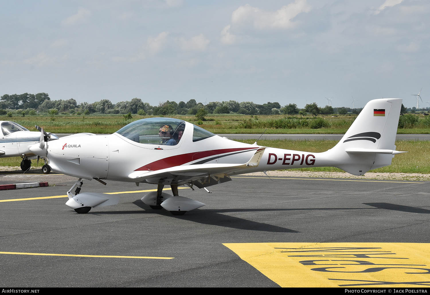 Aircraft Photo of D-EPIG | Aquila AT01 A210 | AirHistory.net #829347