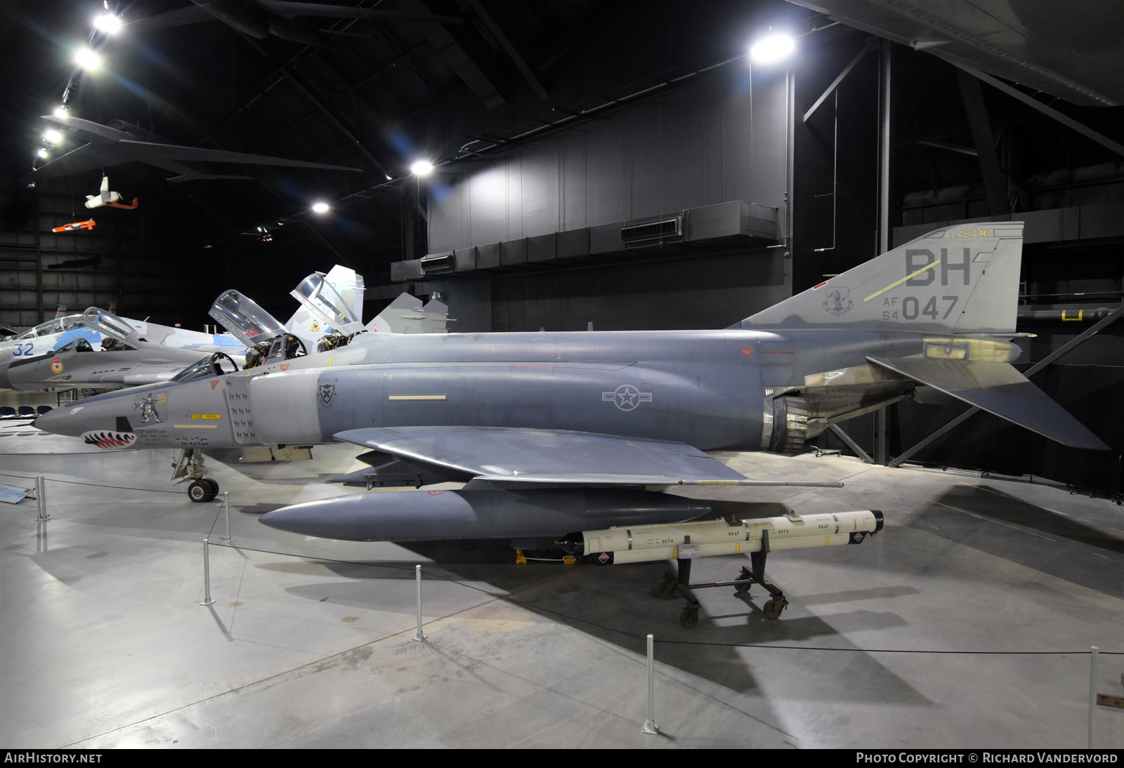 Aircraft Photo of 64-1047 | McDonnell RF-4C Phantom II | USA - Air Force | AirHistory.net #829443