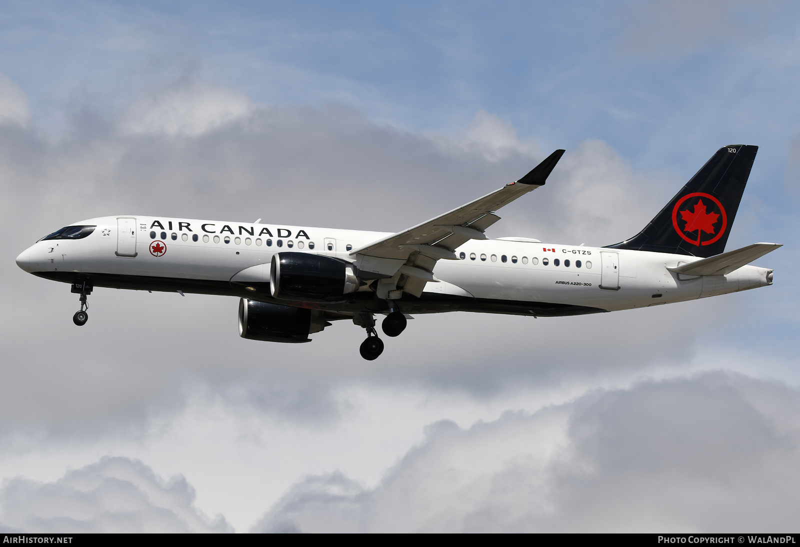 Aircraft Photo of C-GTZS | Airbus A220-371 (BD-500-1A11) | Air Canada | AirHistory.net #829495