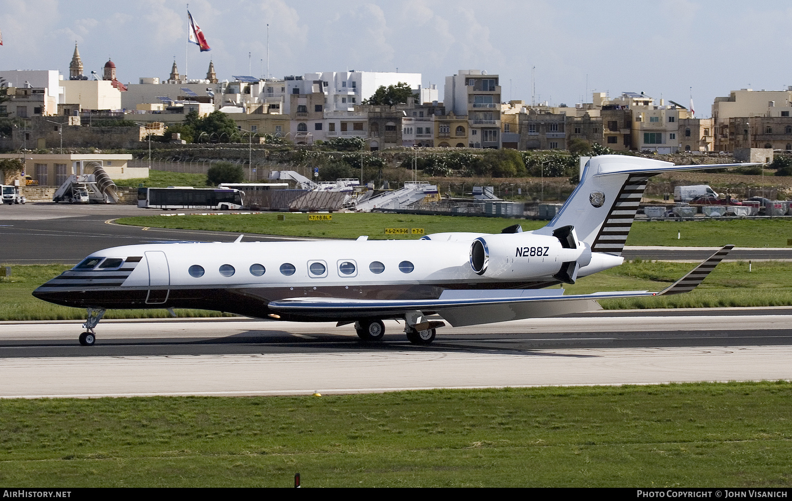 Aircraft Photo of N288Z | Gulfstream Aerospace G650 (G-VI) | AirHistory.net #829528