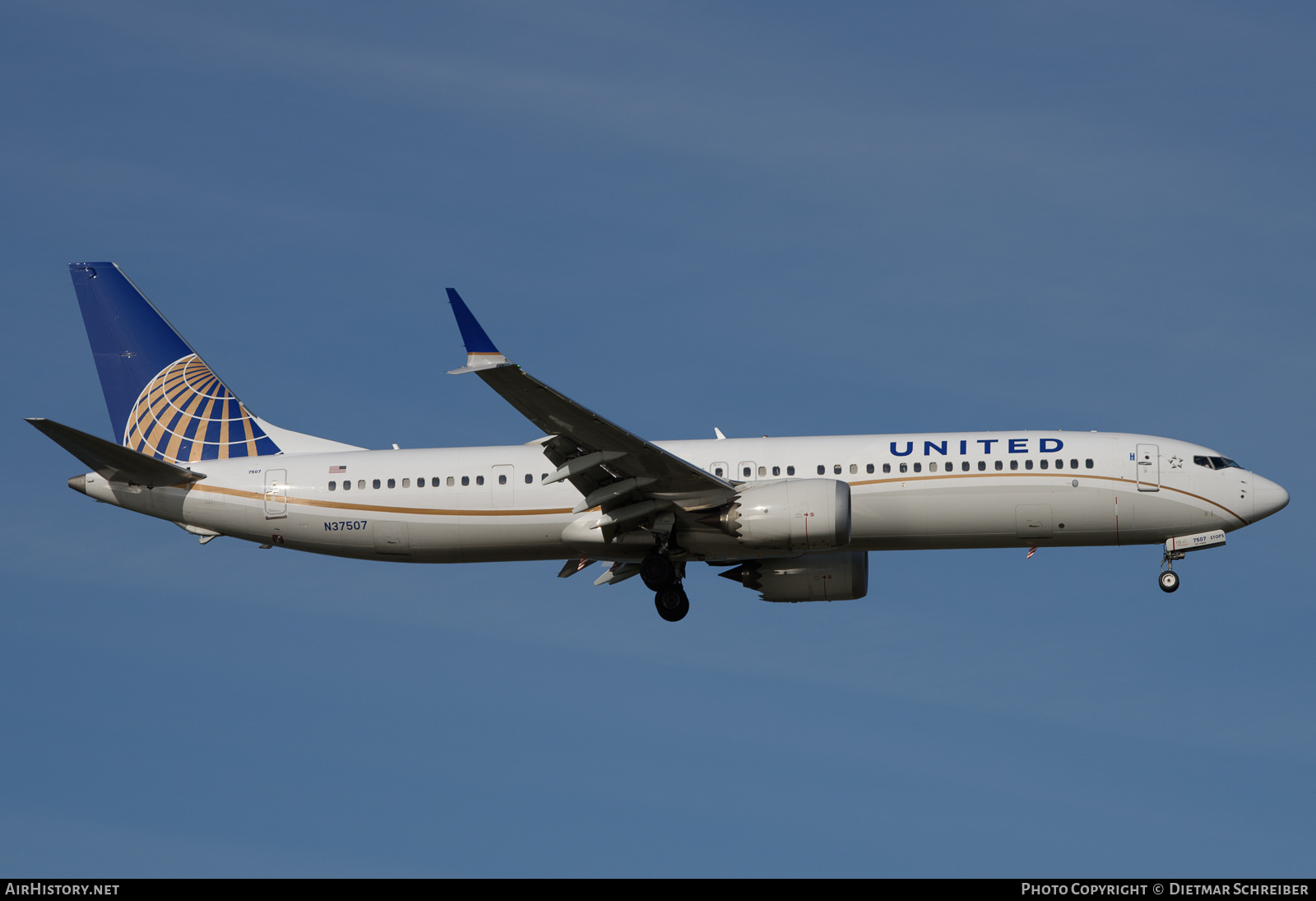 Aircraft Photo of N37507 | Boeing 737-9 Max 9 | United Airlines | AirHistory.net #829537