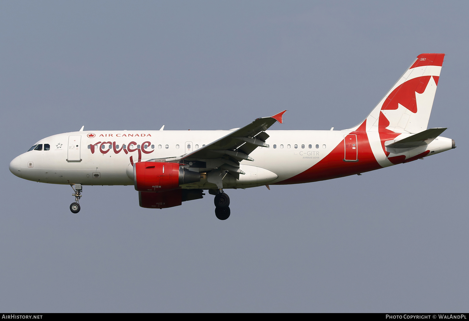 Aircraft Photo of C-GITR | Airbus A319-112 | Air Canada Rouge | AirHistory.net #829621