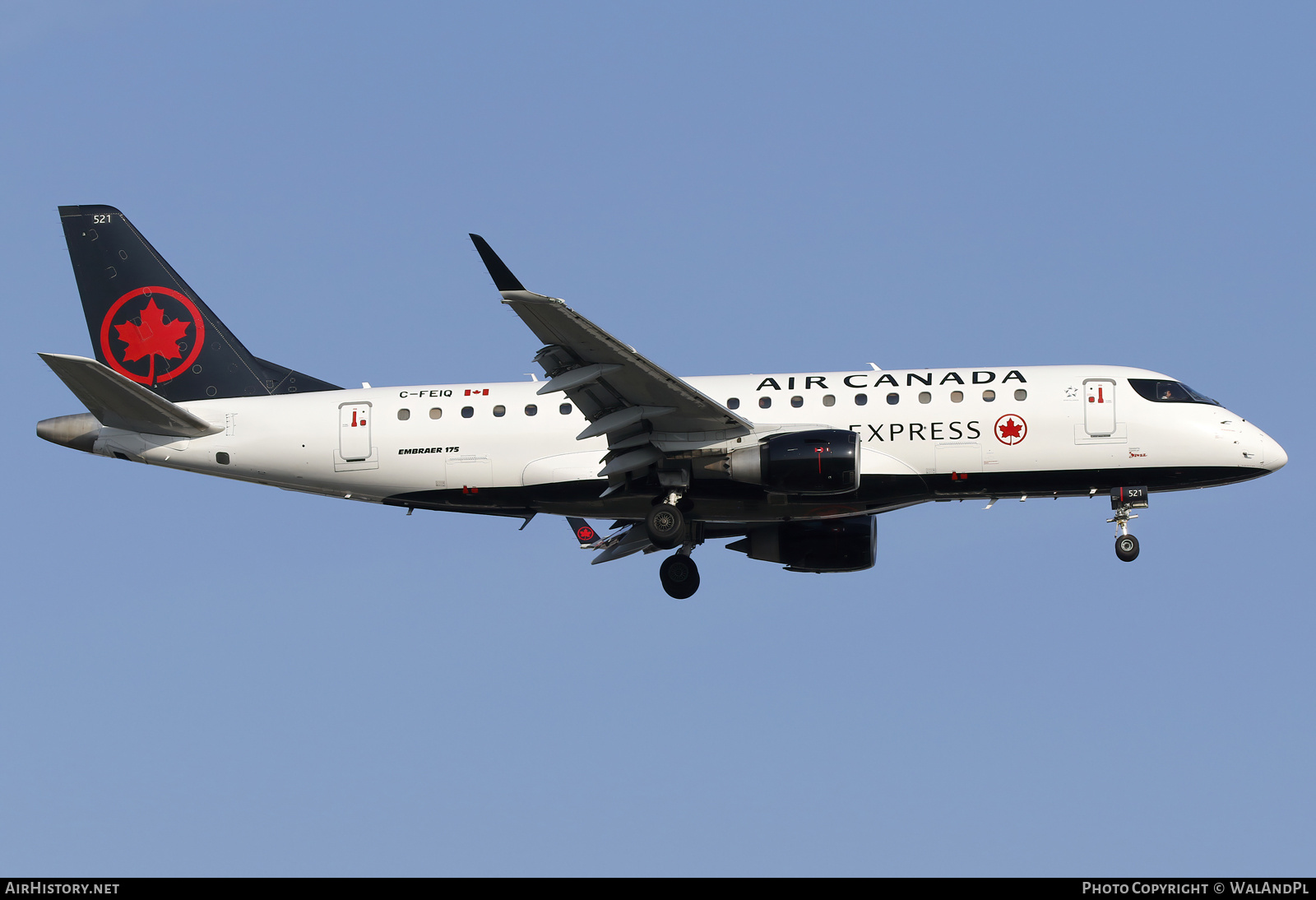 Aircraft Photo of C-FEIQ | Embraer 175LR (ERJ-170-200LR) | Air Canada Express | AirHistory.net #829628