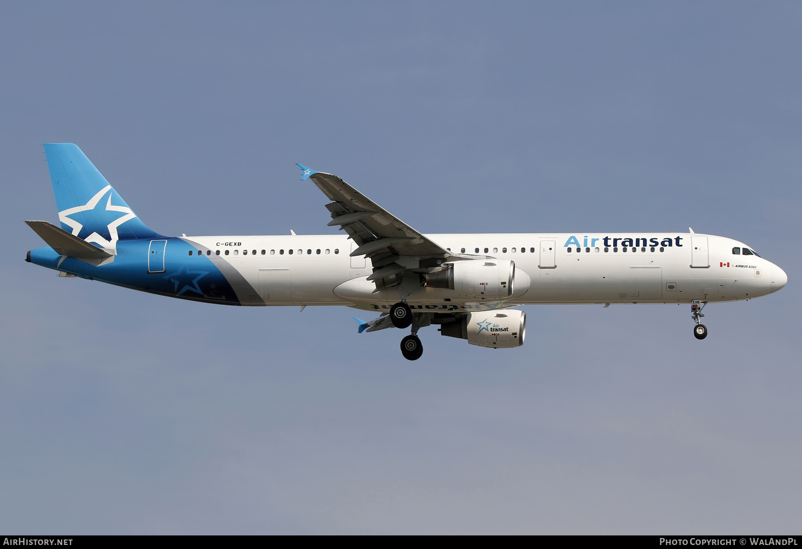 Aircraft Photo of C-GEXB | Airbus A321-211 | Air Transat | AirHistory.net #829635