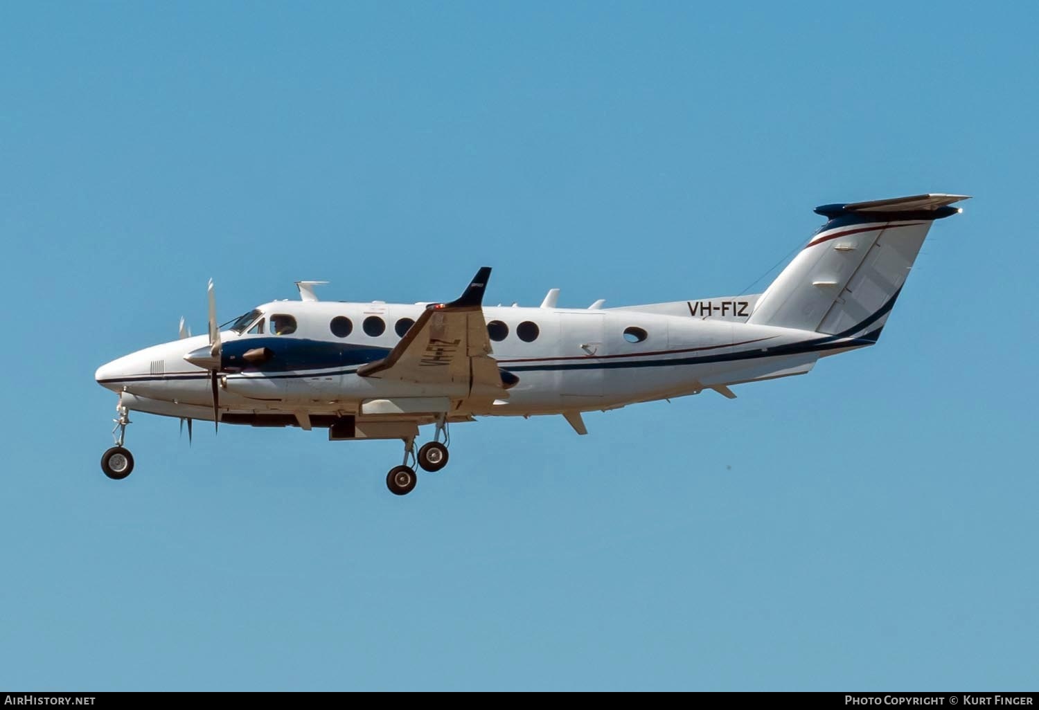 Aircraft Photo of VH-FIZ | Hawker Beechcraft 350i King Air (B300) | AirHistory.net #829760