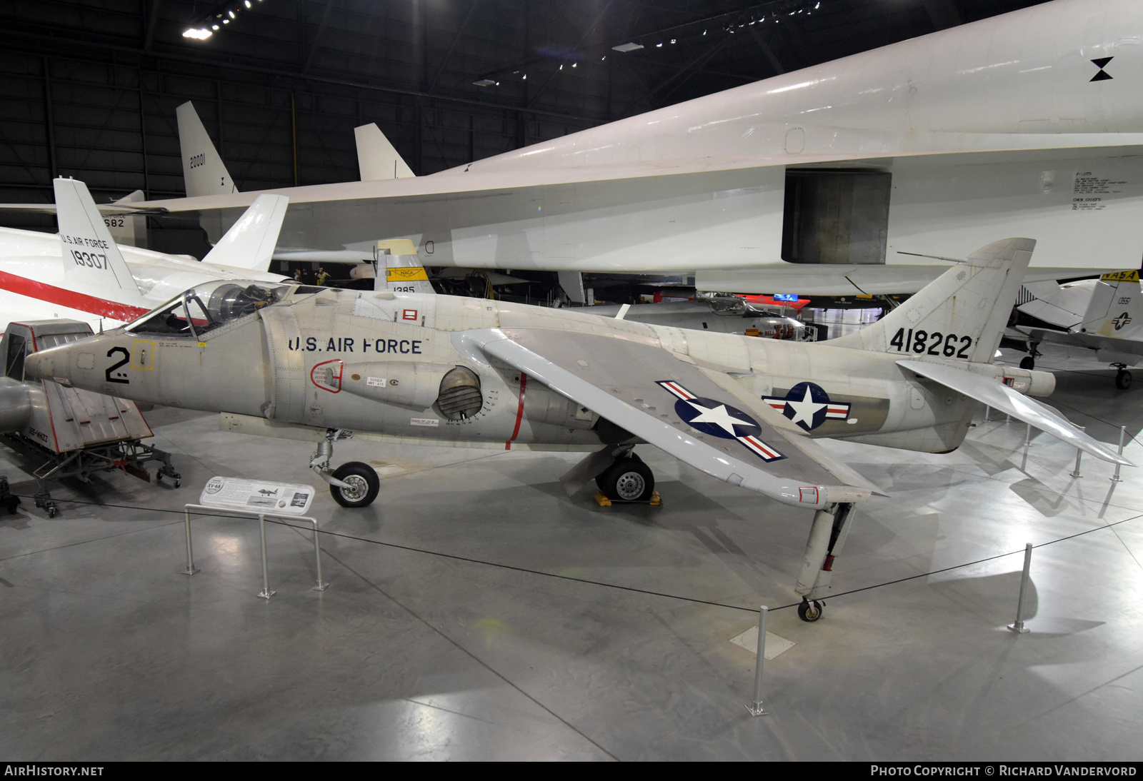 Aircraft Photo of 64-18262 / 418262 | Hawker Siddeley XV-6A Kestrel | USA - Air Force | AirHistory.net #829822