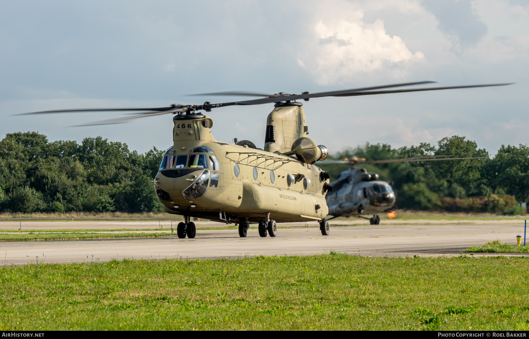 Aircraft Photo of 15-8466 / 15-08466 | Boeing CH-47F Chinook (414) | USA - Army | AirHistory.net #829878