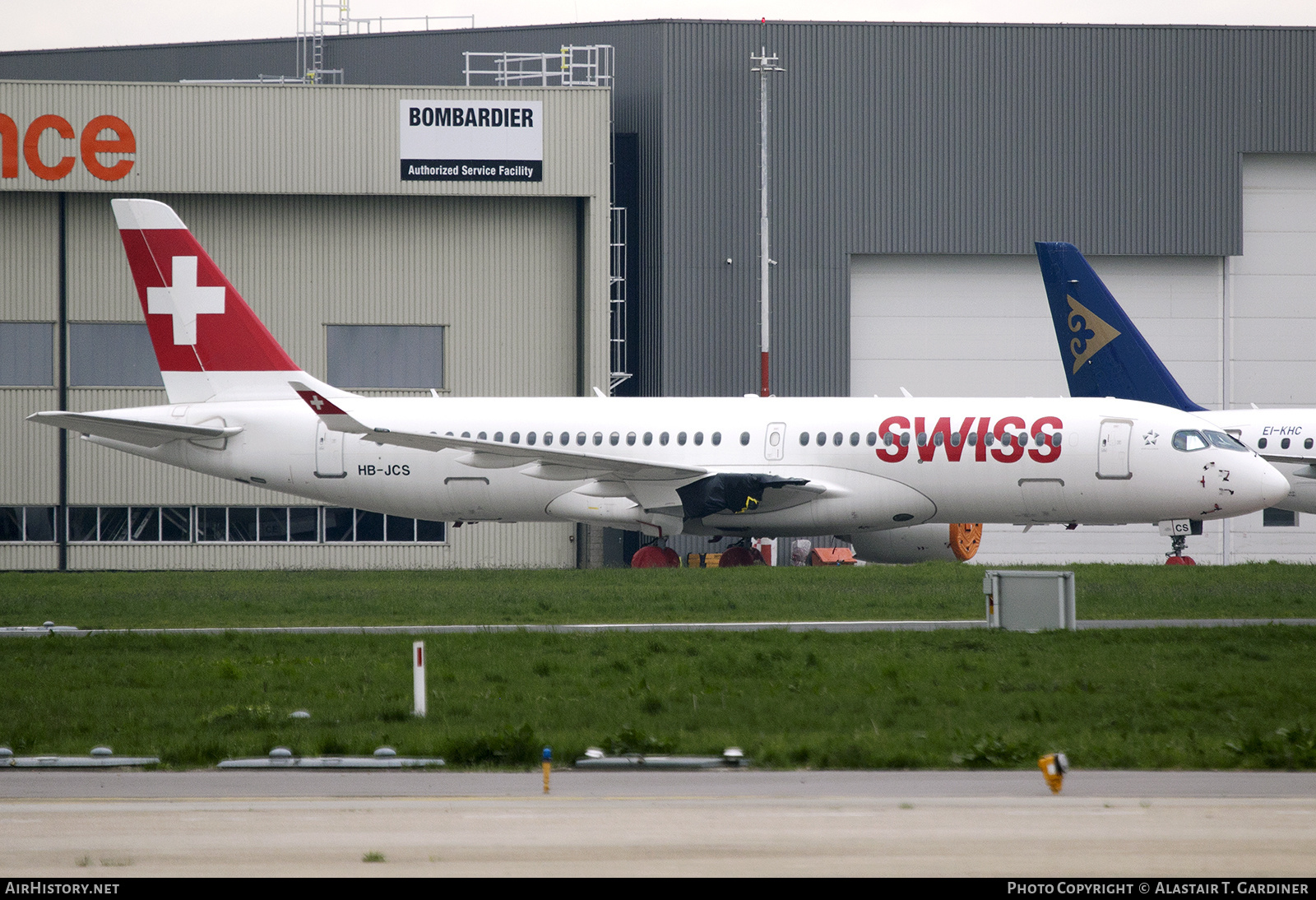 Aircraft Photo of HB-JCS | Airbus A220-371 (BD-500-1A11) | Swiss International Air Lines | AirHistory.net #829894