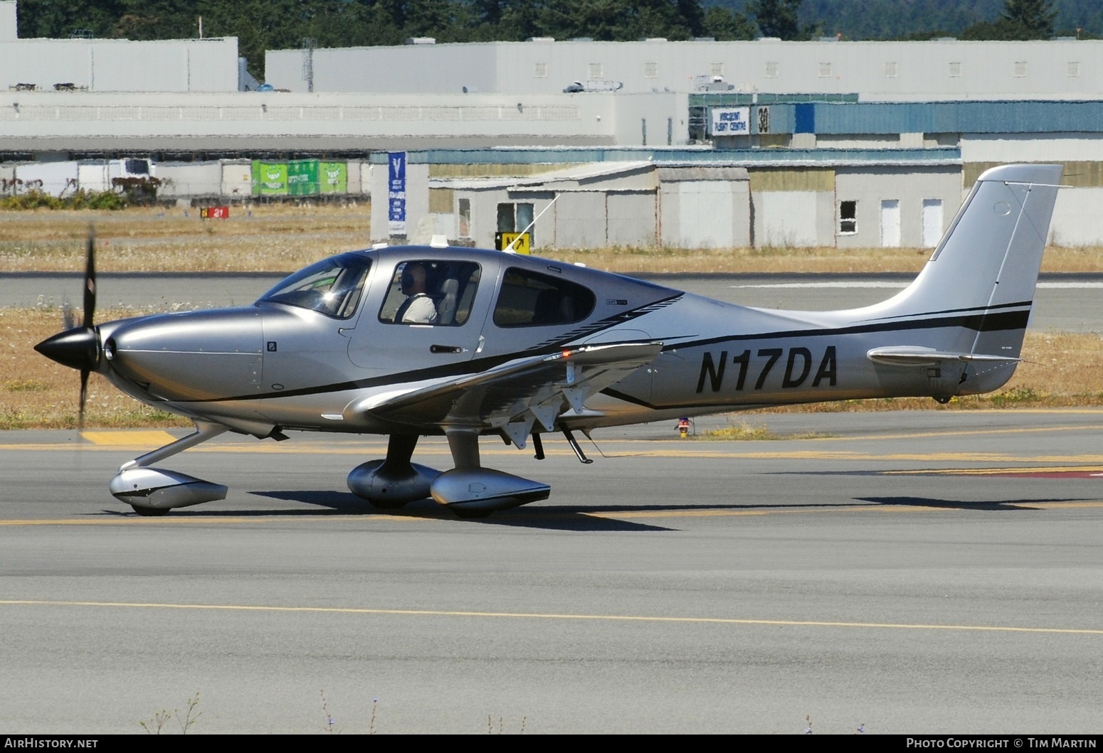 Aircraft Photo of N17DA | Cirrus SR-22T G7-GTS | AirHistory.net #829896