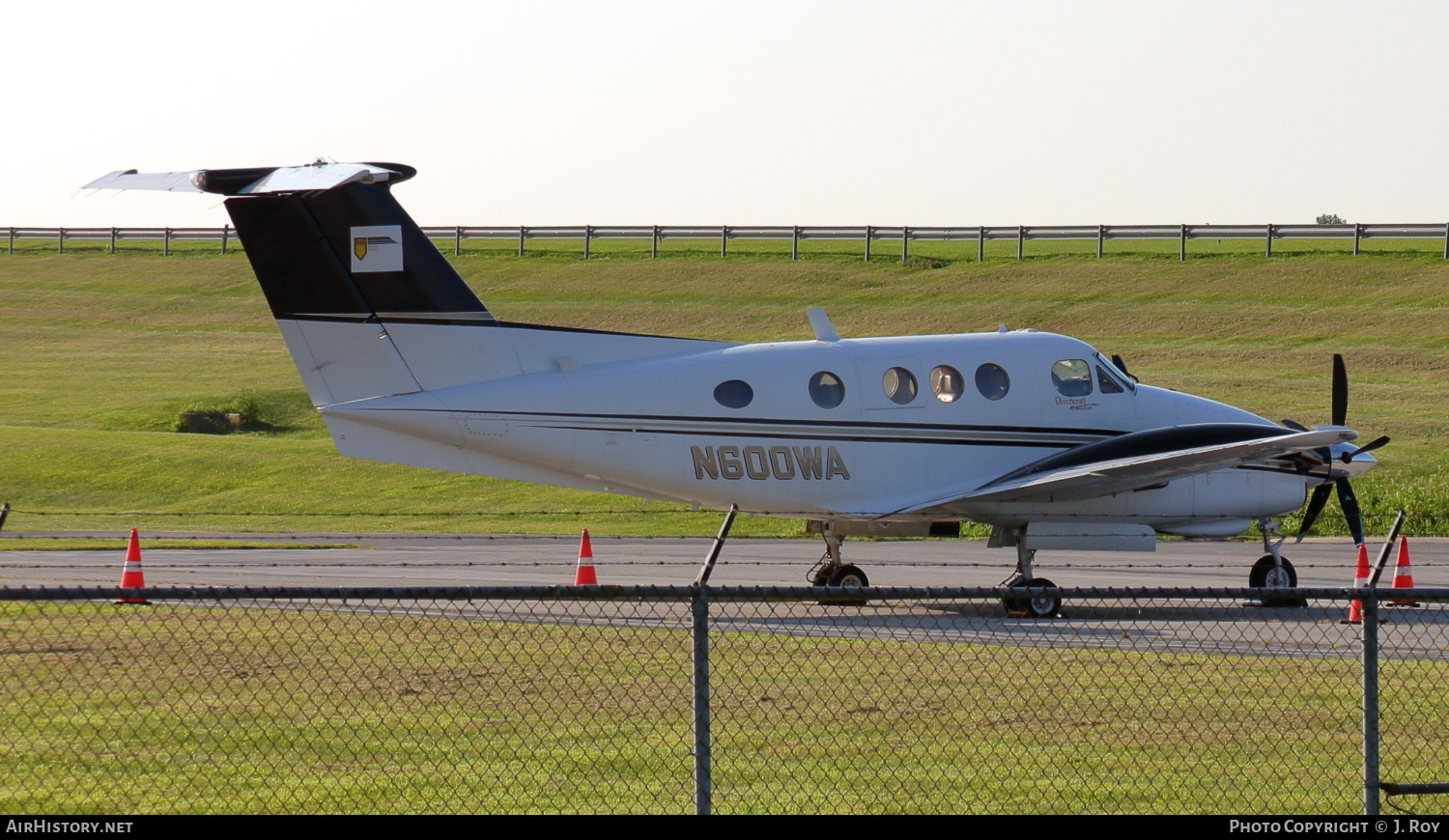 Aircraft Photo of N600WA | Beech F90 King Air | AirHistory.net #830050