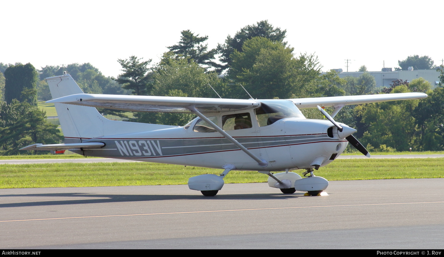 Aircraft Photo of N1931V | Cessna 172M | AirHistory.net #830052